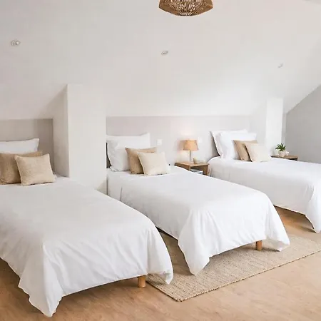 Manoir & Longere Au Bord Du Loir
